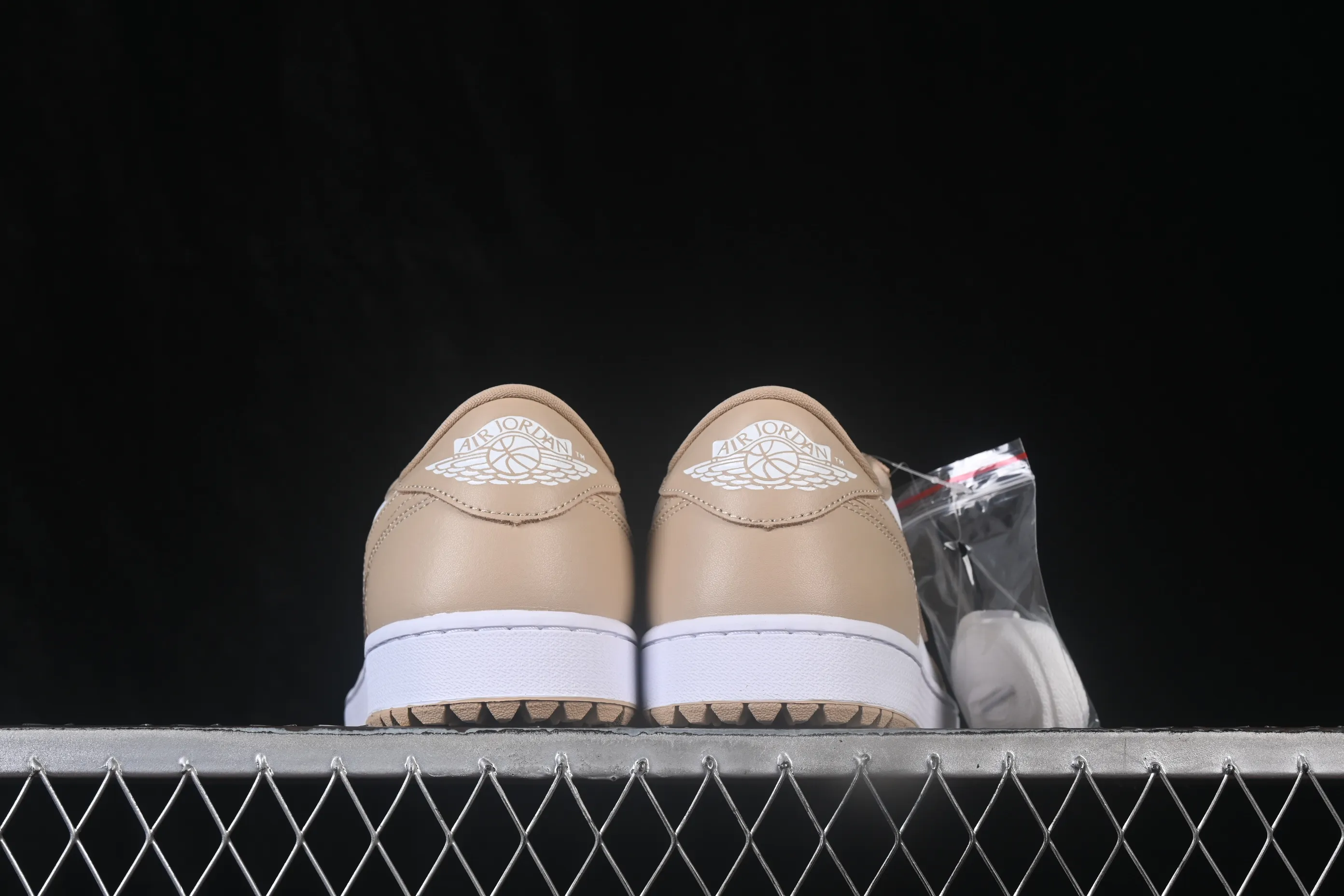 All categories Air Jordan Jordan series basketball shoes Air Jordan 1 Low Air Jordan 1 Low AJ1 Joe 1 white and yellow low-top retro cultural basketball shoes DD9315-117
